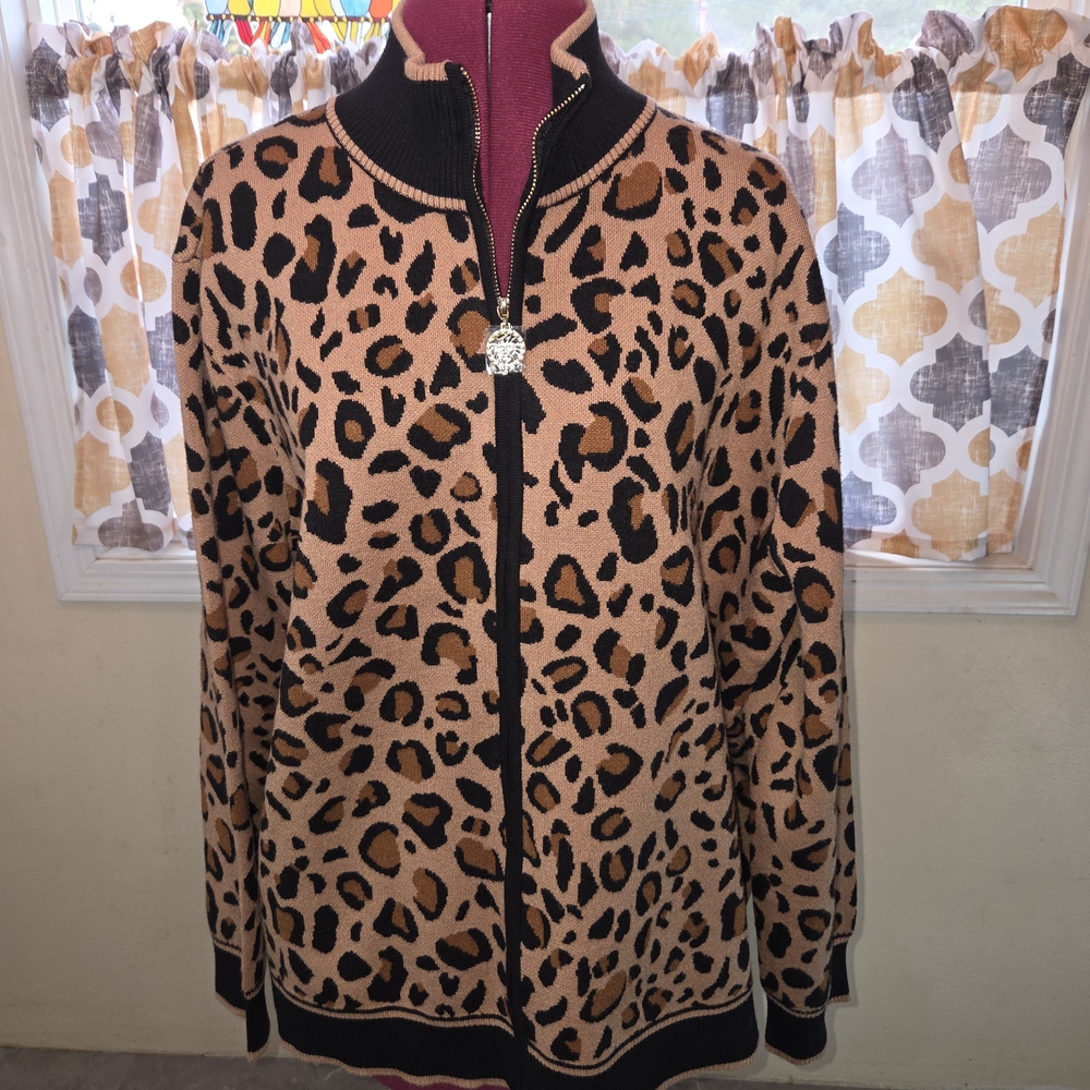 NWT Anne Klein Black and Tan Leopard Cardigan. Size 2X. KKCP